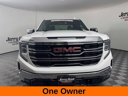 Used 2025 GMC Sierra 1500 SLT AWD/4WD image 4