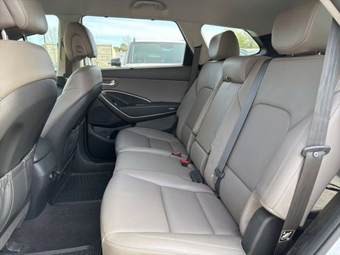 Used 2017 Hyundai Santa Fe SE w/ SE Premium Package 02 image 27