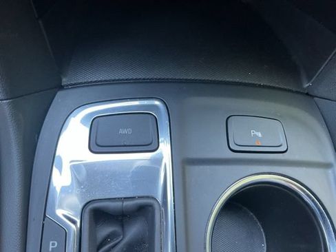 Used 2024 Chevrolet Equinox LT AWD/4WD image 15