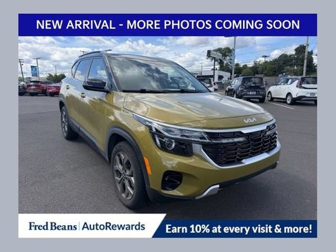 Used 2024 Kia Seltos S AWD/4WD image 1