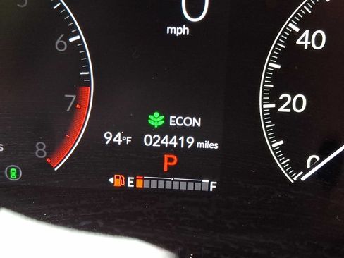 Used 2024 Honda HR-V Sport image 17