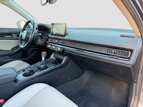 Used 2024 Honda Civic Touring image 30