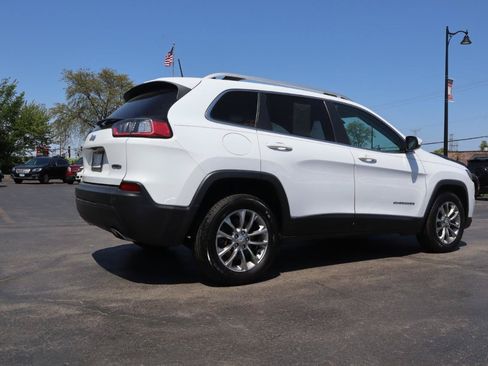 Used 2019 Jeep Cherokee Latitude Plus w/ Cold Weather Group FWD image 5