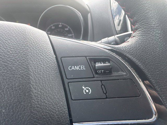 Used 2023 Mitsubishi Outlander Sport ES AWD/4WD image 12