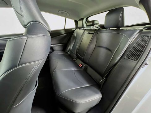 Used 2021 Toyota Prius Prime XLE image 25