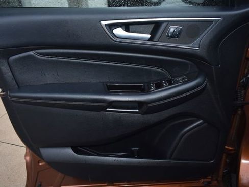Used 2017 Ford Edge Titanium w/ Equipment Group 301A image 19