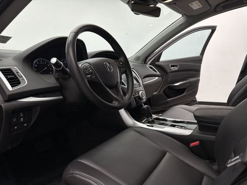 Used 2020 Acura TLX image 10