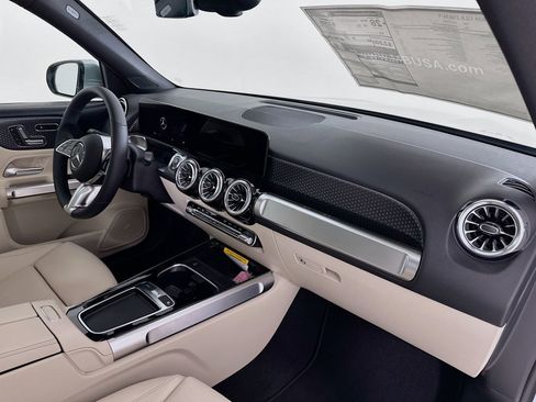 New 2026 Mercedes-Benz GLB 250 image 31