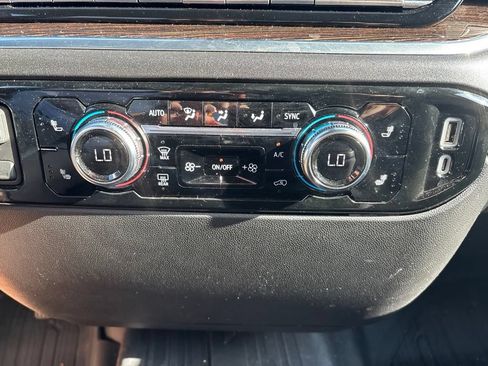 Used 2026 GMC Sierra 1500 SLE AWD/4WD image 13