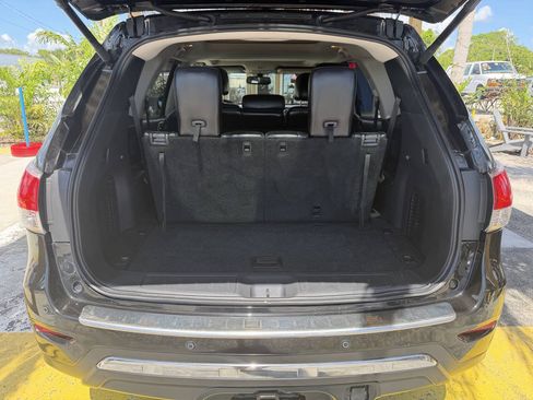 Used 2015 Nissan Pathfinder Platinum FWD image 7