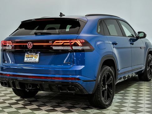 Certified 2025 Volkswagen Atlas Cross Sport SEL R-Line AWD/4WD image 8