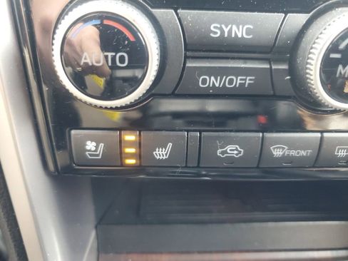 Used 2021 Subaru Ascent Touring image 30