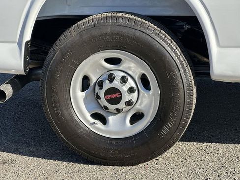 New 2026 GMC Savana 2500 Work Van w/ Driver Convenience Package image 26