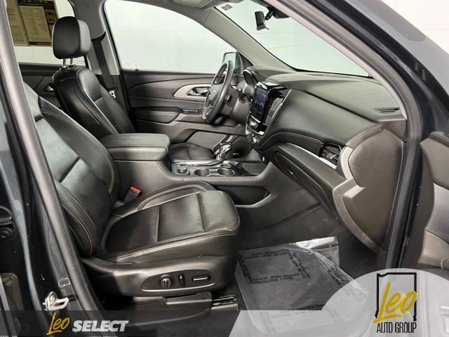 Used 2021 Chevrolet Traverse LT w/ LT Premium Package AWD/4WD image 28