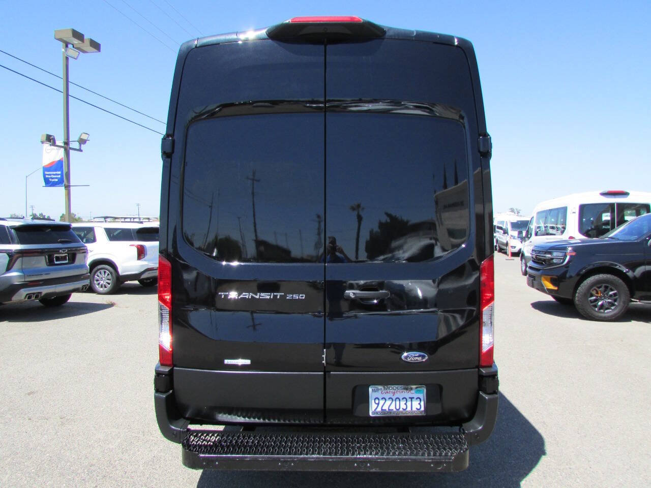 Used 2023 Ford Transit 250 148 High Roof Extended w/ Load Area Protection Package RWD image 7
