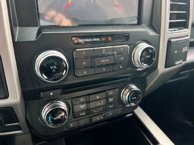 Used 2018 Ford F150 Lariat w/ Equipment Group 502A Luxury RWD image 25