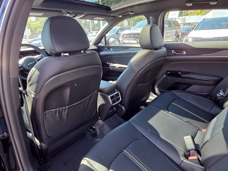 New 2027 Kia K5 GT FWD image 17