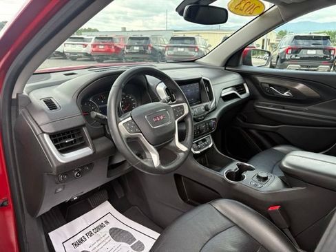 Used 2023 GMC Terrain SLT FWD image 3