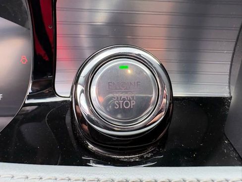 Used 2022 Lincoln Corsair Reserve w/ Equipment Group 201A image 24