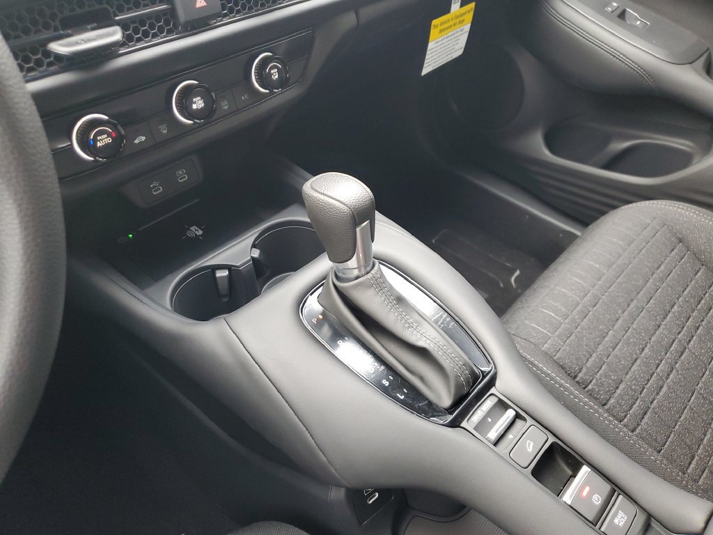 New 2027 Honda HR-V LX image 18