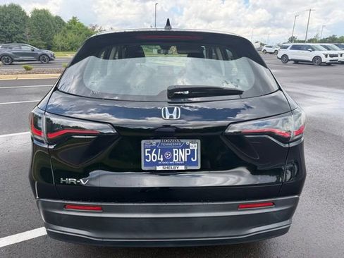 Used 2023 Honda HR-V LX image 7