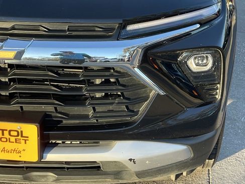 Used 2025 Chevrolet TrailBlazer LT image 8