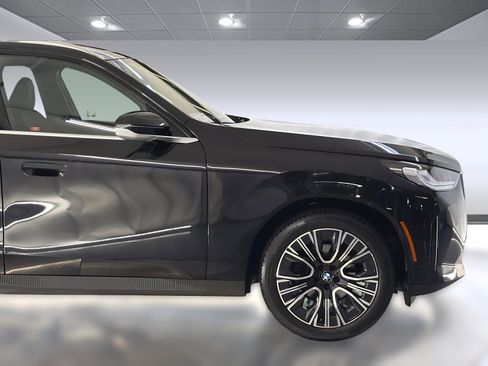 Used 2025 BMW X3 xDrive30i w/ Convenience Package AWD/4WD image 35