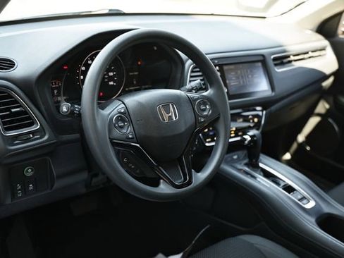 Used 2022 Honda HR-V EX image 19