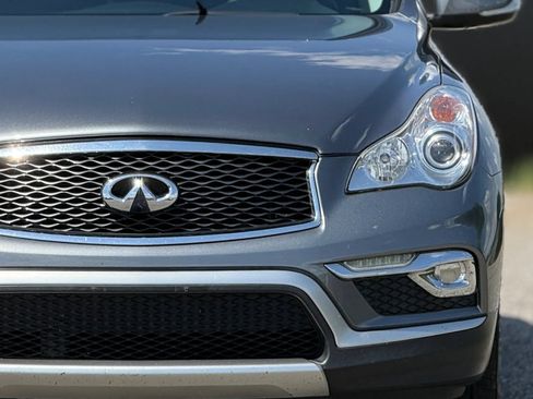 Used 2017 INFINITI QX50 AWD image 12