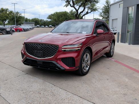 Used 2022 Genesis GV70 3.5T Sport w/ Sport Advanced Package AWD/4WD image 5