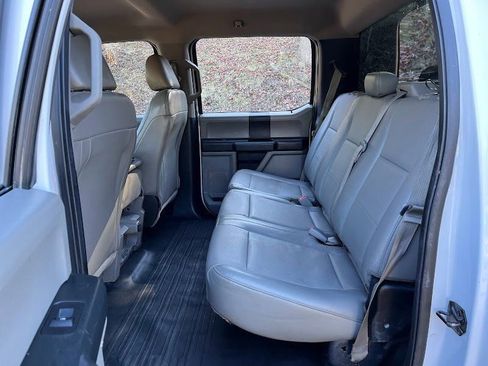 Used 2015 Ford F150 XL w/ Equipment Group 101A Mid image 40