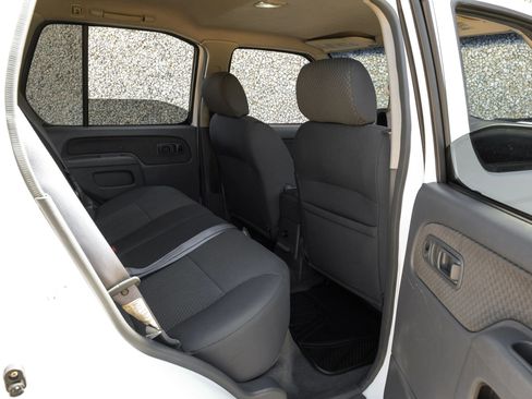 Used 2004 Nissan Xterra XE RWD image 34