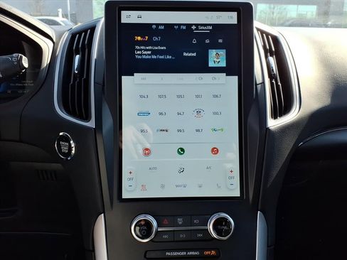 Certified 2024 Ford Edge ST-Line image 17