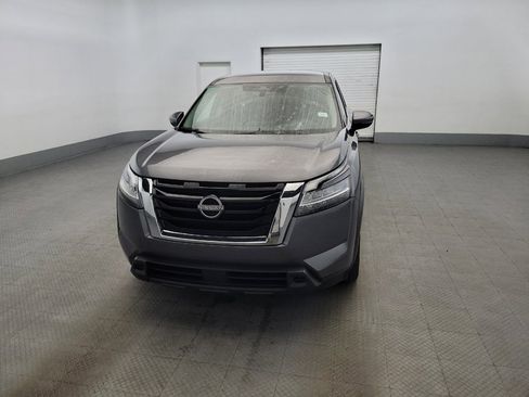 Used 2022 Nissan Pathfinder S AWD/4WD image 15