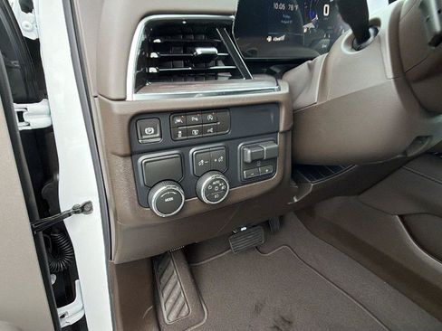 New 2026 Chevrolet Suburban LT w/ Comfort Package RWD image 22