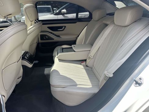 Used 2022 Mercedes-Benz S 500 4MATIC image 18