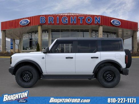 Used 2026 Ford Bronco Outer Banks w/ Black Appearance Package AWD/4WD image 3