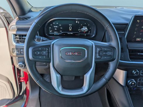 Used 2023 GMC Yukon SLT image 21