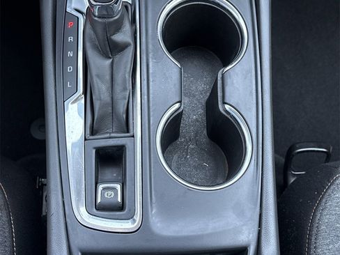 Used 2023 Chevrolet Equinox LT image 25