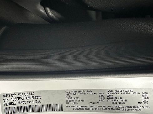 Used 2025 RAM 1500 Laramie image 11