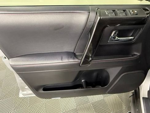 Used 2024 Toyota 4Runner TRD Off-Road Premium w/ Moonroof Package AWD/4WD image 15
