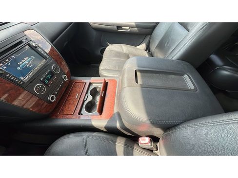 Used 2007 Chevrolet Tahoe LTZ w/ LTZ Preferred Equipment Group AWD/4WD image 20