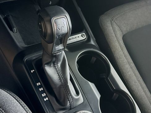 Used 2025 Ford Bronco Big Bend image 25