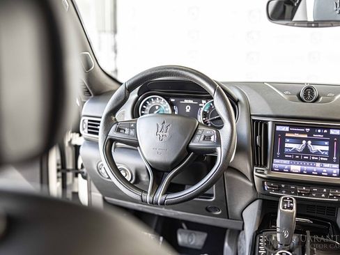 Used 2022 Maserati Levante GT image 39