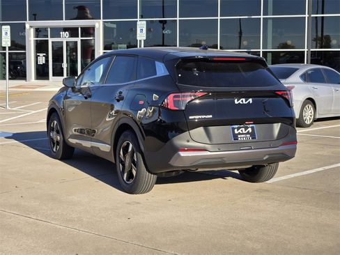 New 2026 Kia Sportage LX image 39