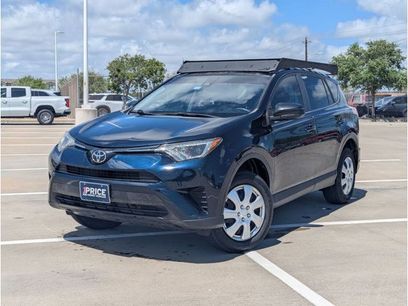 Used 2018 Toyota RAV4 LE