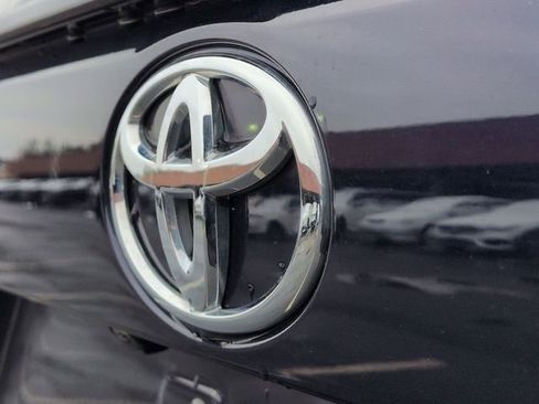 Used 2024 Toyota RAV4 XLE image 27