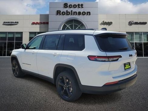 New 2026 Jeep Grand Cherokee L Limited w/ Limited Altitude Package RWD image 3