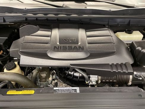 Used 2023 Nissan Titan PRO-4X w/ Pro-4x Utility Package image 32