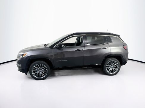 Used 2022 Jeep Compass Limited w/ Elite Group AWD/4WD image 8